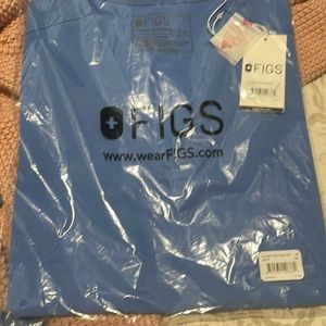 Ceil Blue Casma-Three Pocket Figs Scrub Top